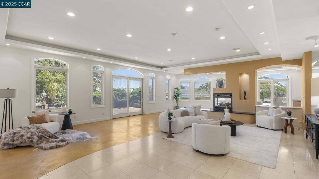 Walnut Creek, CA 94597,131 Montecito Crescent