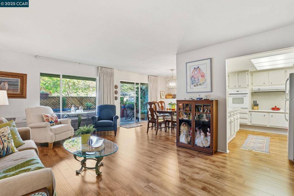 Walnut Creek, CA 94595,Address not disclosed