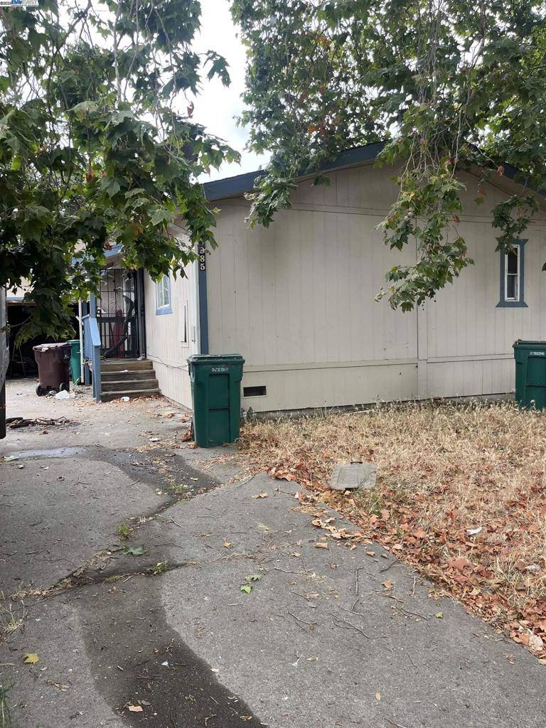 Oakland, CA 94608-0000,Address not disclosed