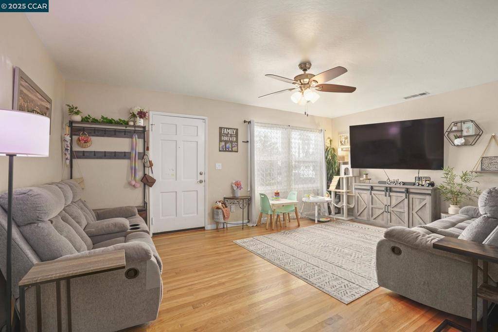 Concord, CA 94518,2820 Atlantic St