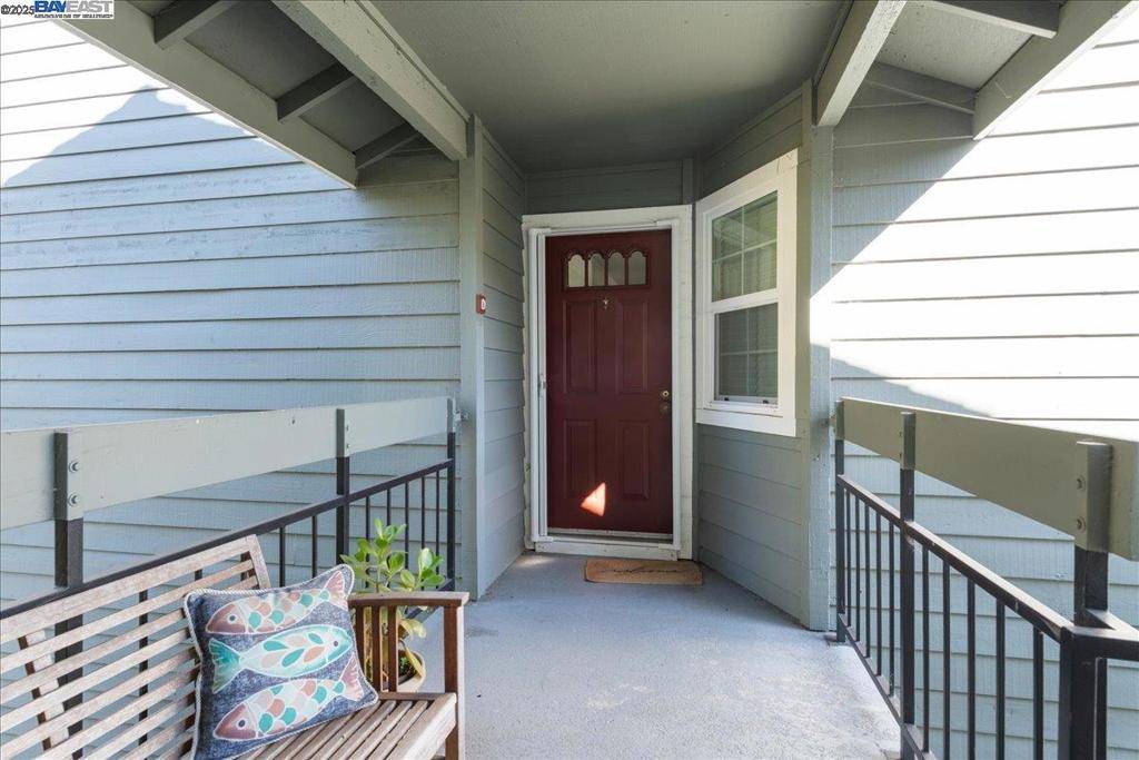 Pleasanton, CA 94588,7540 Canyon Meadow Cir #D