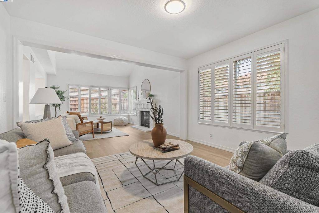 Pleasanton, CA 94566,1585 Poppybank Ct