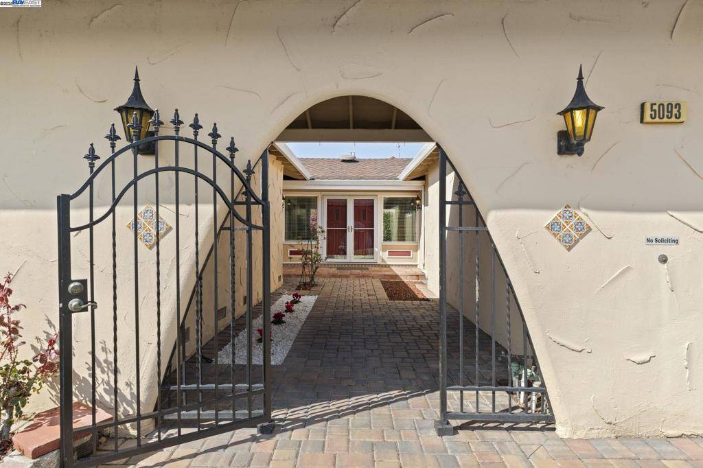 Newark, CA 94560,5093 Dorking Ct