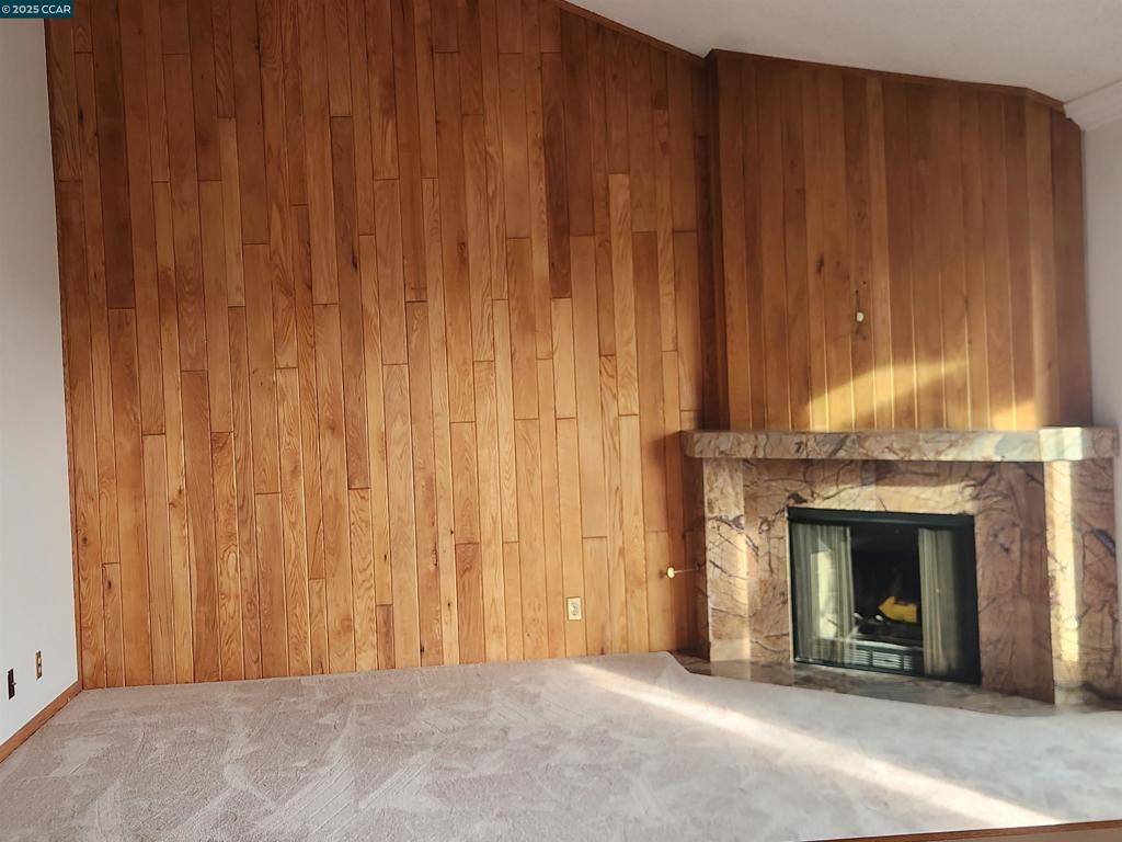 Hayward, CA 94546,21109 Gary Dr #303