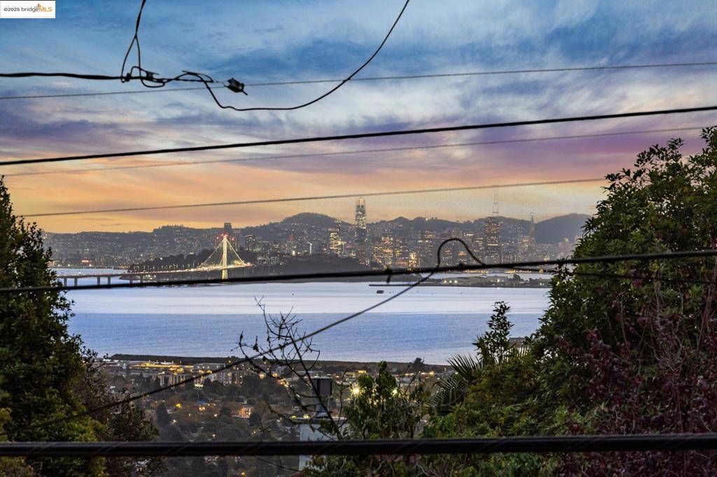 Berkeley, CA 94707,815 Spruce St