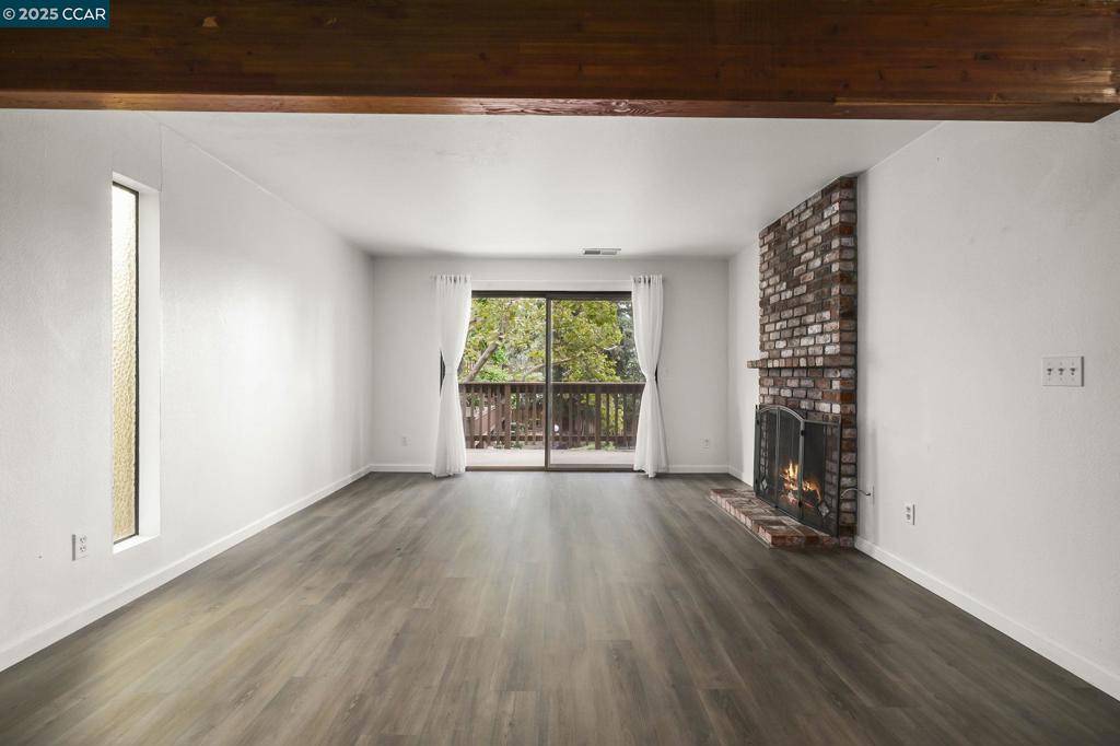 Concord, CA 94518,2055 Sierra Rd #101