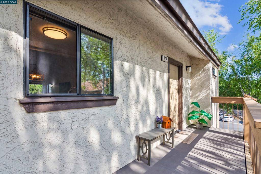 Walnut Creek, CA 94595,1731 S Villa Way