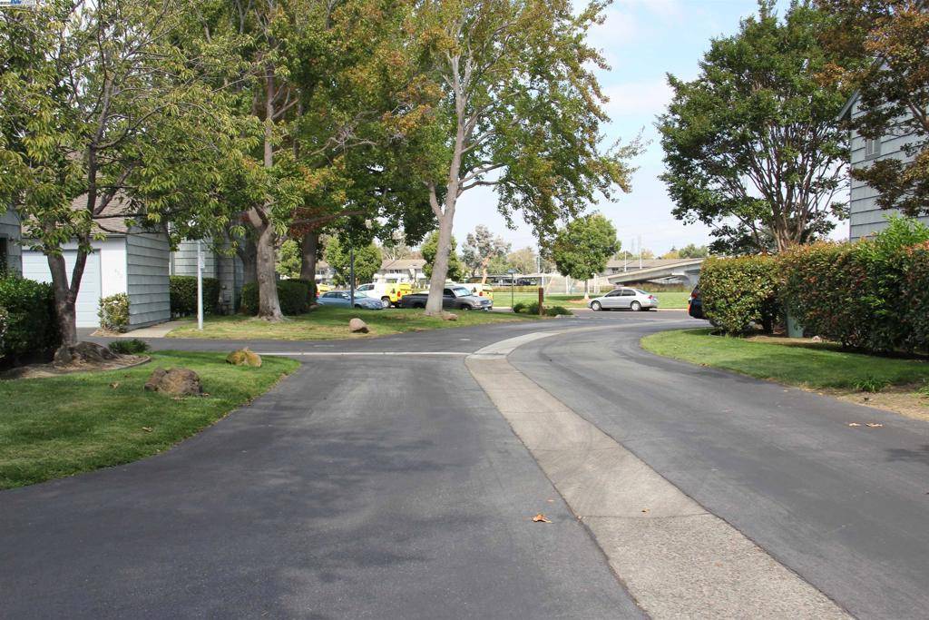 Foster City, CA 94404,822 Magellan Ln