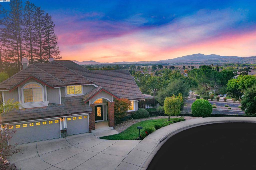 Pleasanton, CA 94566,2947 Chardonnay Dr