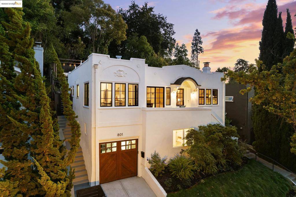 Oakland, CA 94610,801 Mandana Blvd
