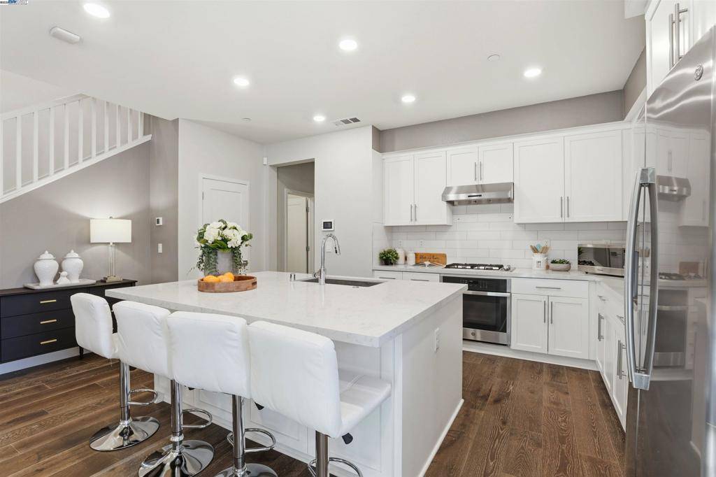 San Ramon, CA 94583,32112 Via Vicenza