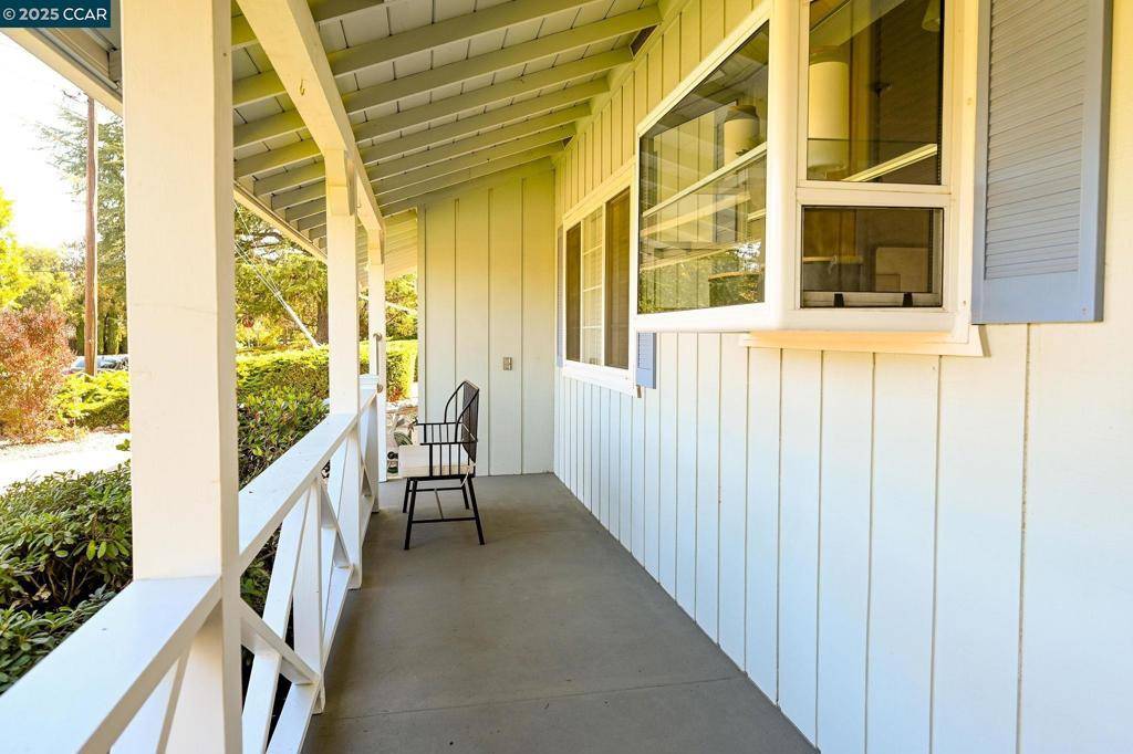 Clayton, CA 94517,9 Herriman Ct