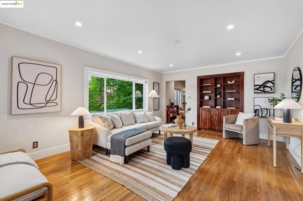 Oakland, CA 94605,4125 Kuhnle Ave