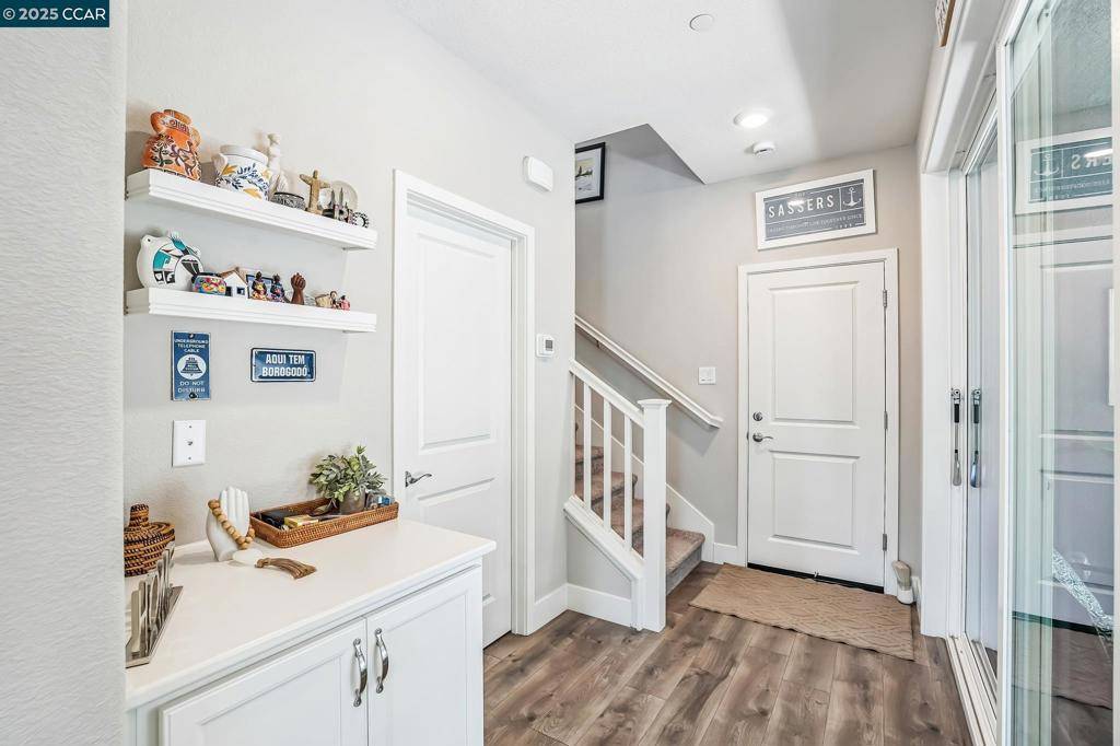 Sacramento, CA 95833,2940 wheat grass street