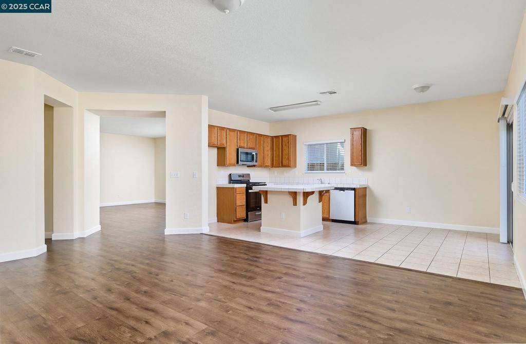 Sacramento, CA 95832,1987 Bonavista Way