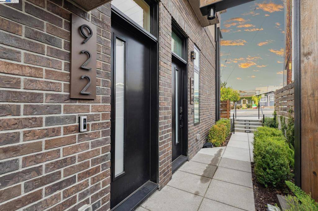 Lafayette, CA 94549,922 Brown Ave