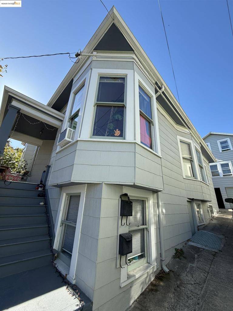 Richmond, CA 94801,37 Nicholl Ave