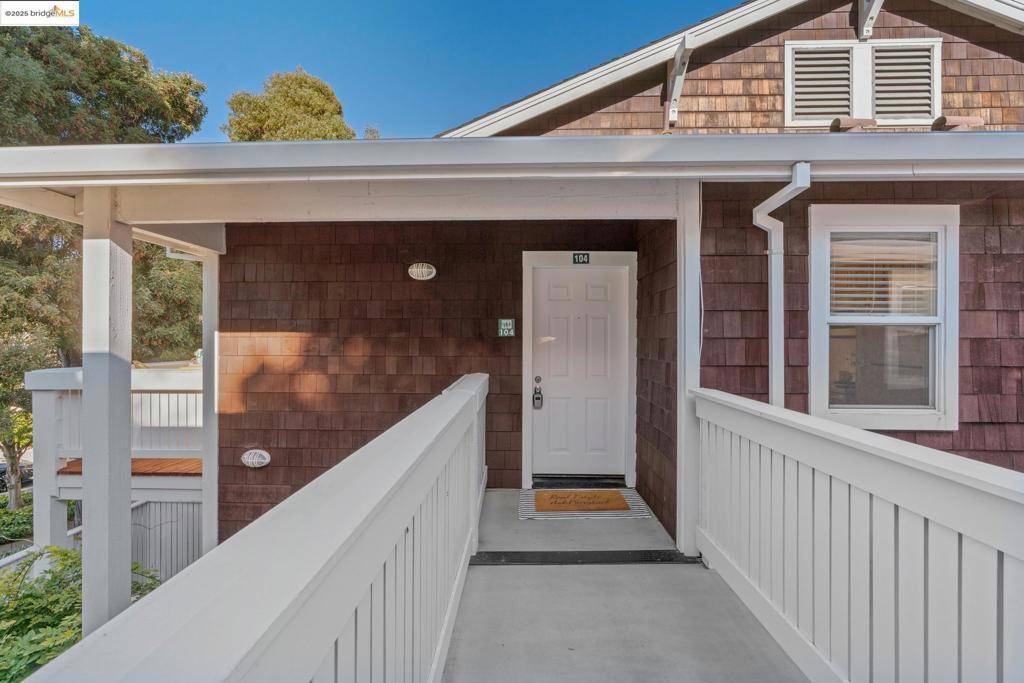 Richmond, CA 94804,104 Marina Lakes Dr