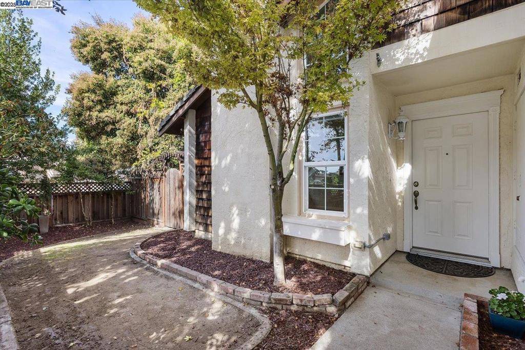 Union City, CA 94587,34926 Osprey Dr