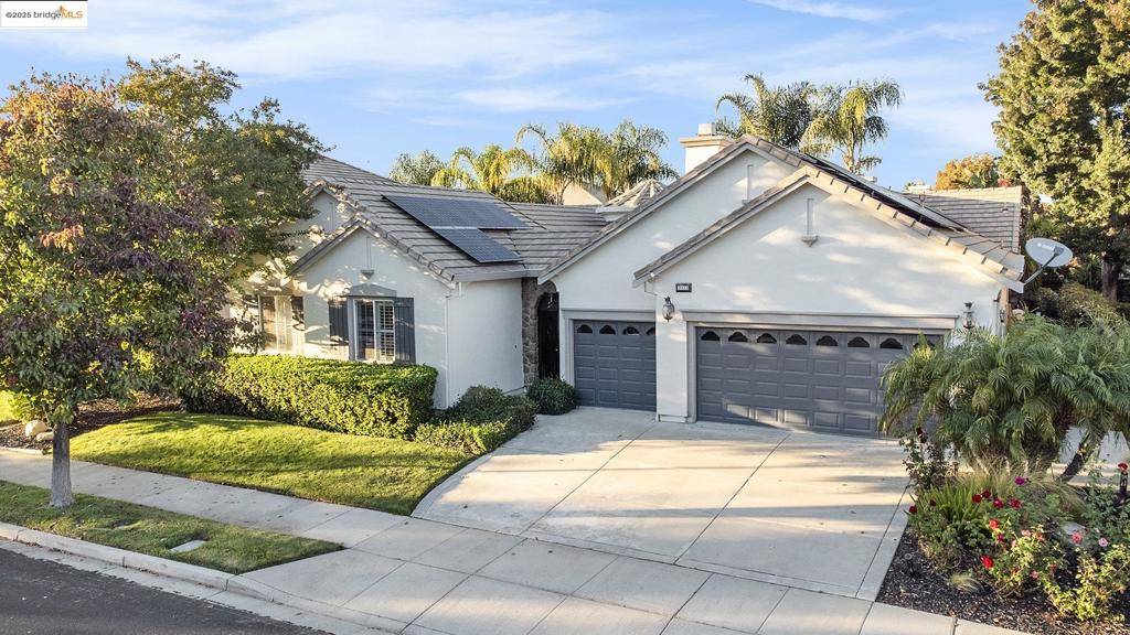 Brentwood, CA 94513,2033 Great Meadow Ln
