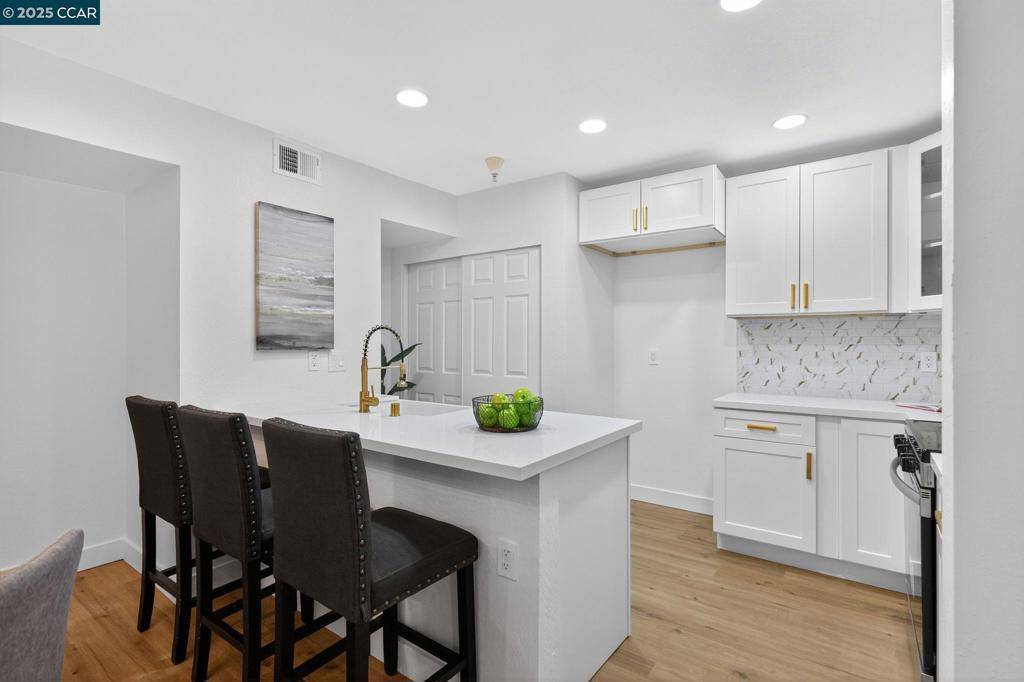 Fremont, CA 94539-7084,199 E Warren Cmn