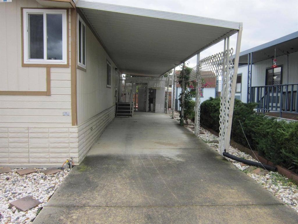 Fremont, CA 94536,711 Old Canyon Rd