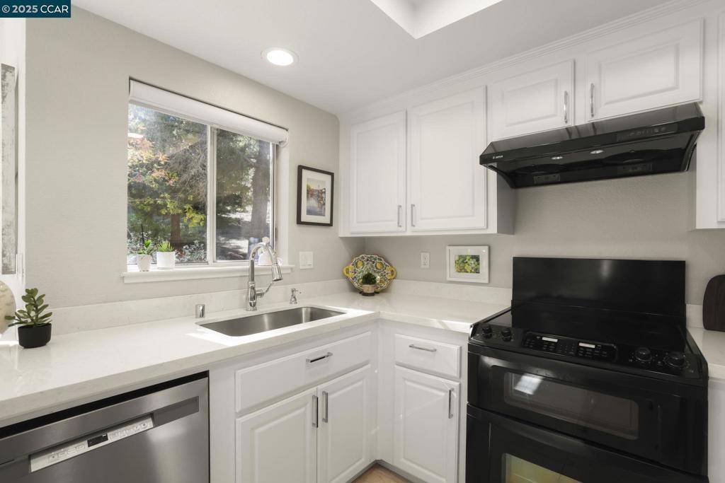 Walnut Creek, CA 94595,4701 Terra Granada Dr #1A