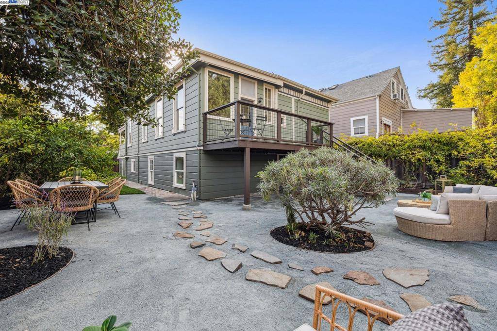 Alameda, CA 94501,2151 Alameda Avenue