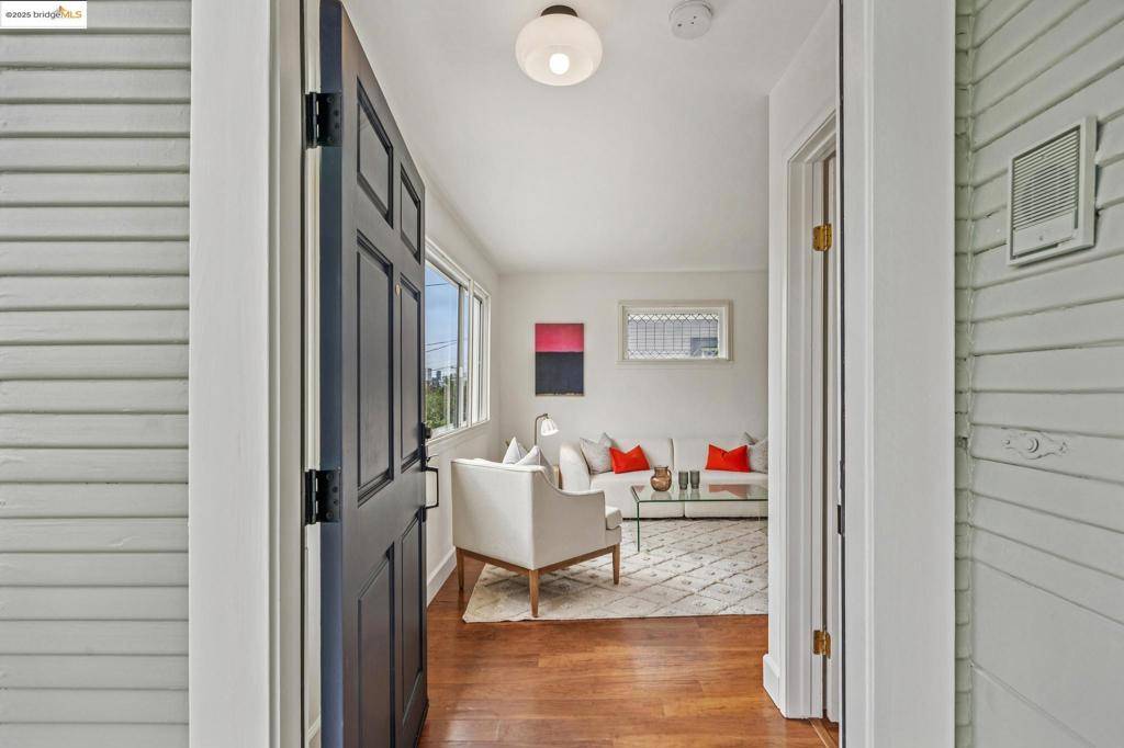 Oakland, CA 94610,4343 Howe Street