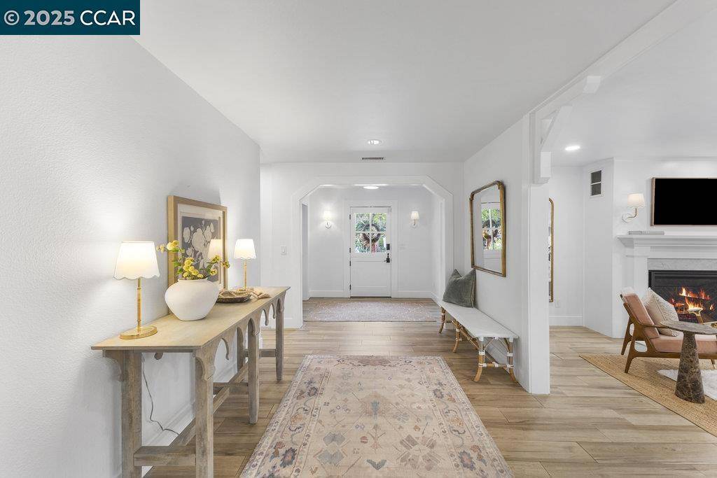 Walnut Creek, CA 94595,128 Arlene Dr