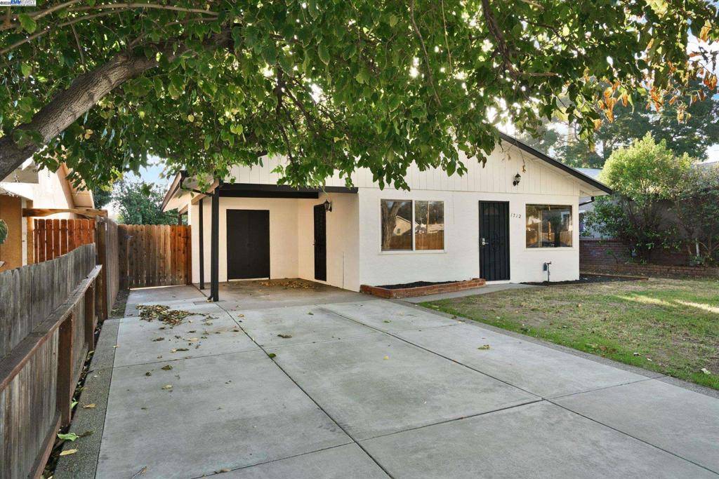 Tracy, CA 95376,1712 East St