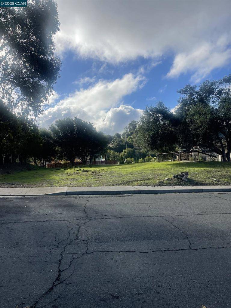 Pinole, CA 94803,204 N Rancho