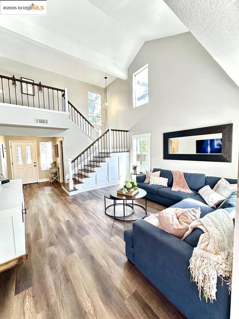 Elk Grove, CA 95758,6120 Doubloon CT