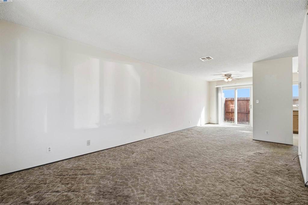 San Leandro, CA 94577,2246 Windlass Way