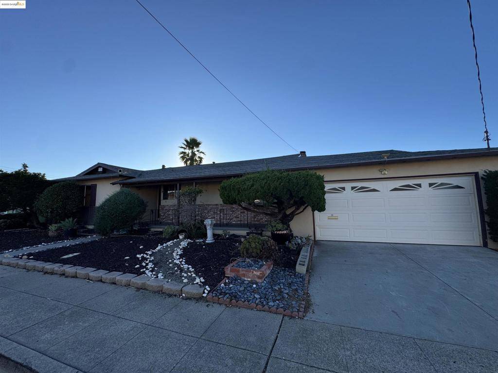 Oakland, CA 94605,9 Leamont Court