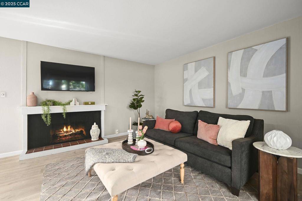 Walnut Creek, CA 94598,1605 Countrywood Ct