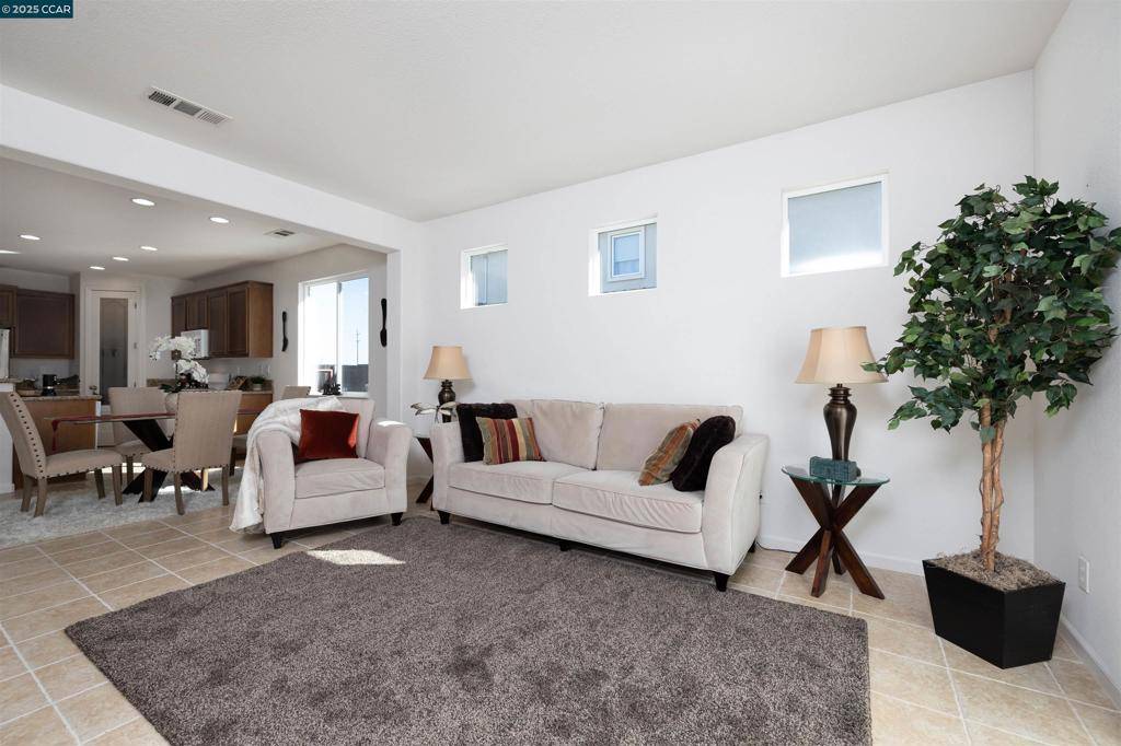 Vacaville, CA 95688,466 Twilight