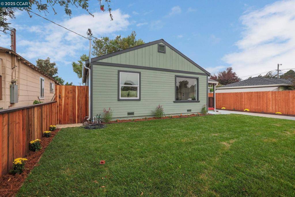 San Pablo, CA 94806,3064 Baywood Ln