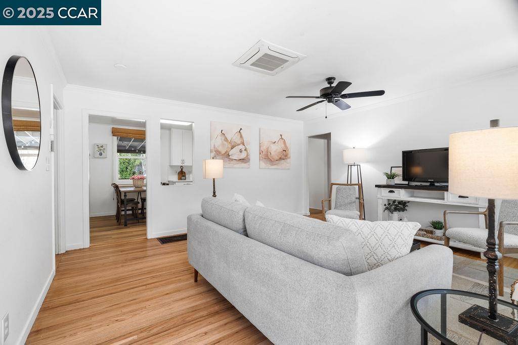 Benicia, CA 94510,15 Buena Vista