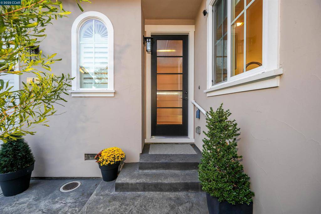 Danville, CA 94526,4 Hardy Ct