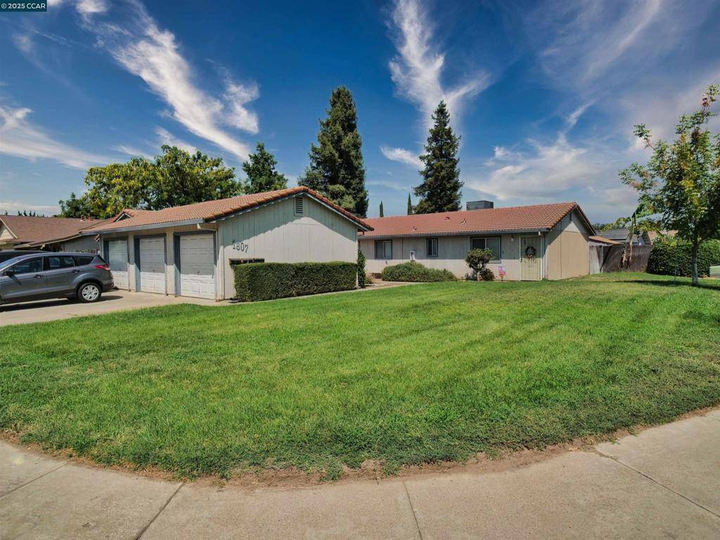 Manteca, CA 95336,1807 Crestwood Avenue