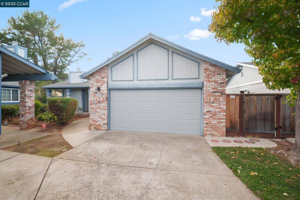 Clayton, CA 94517,581 Mt Dell