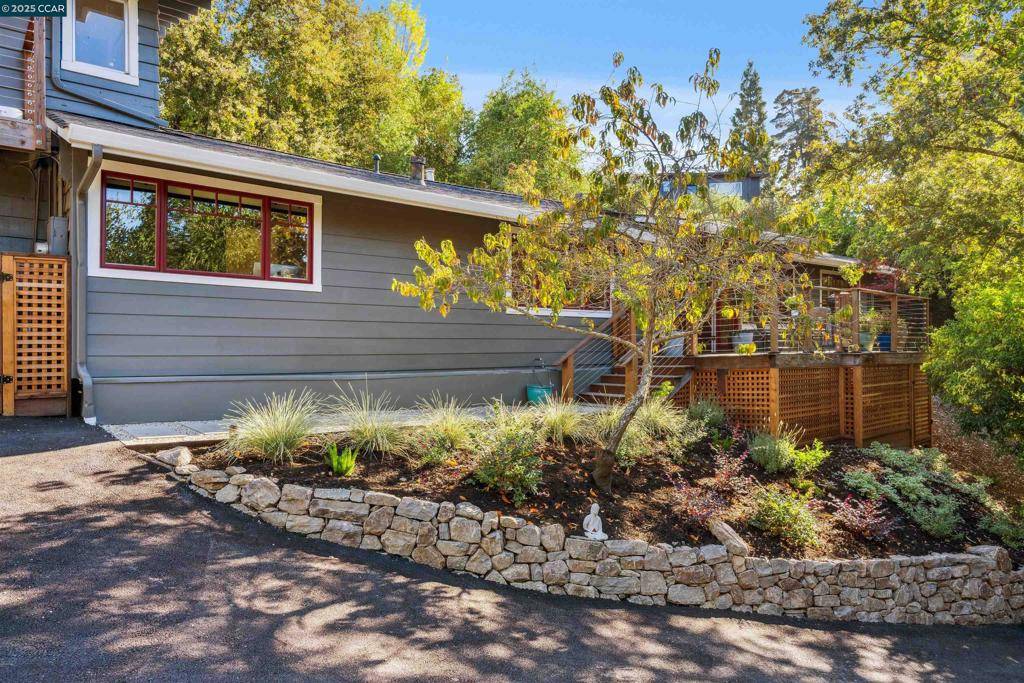 Lafayette, CA 94549,1126 N. Thompson Road