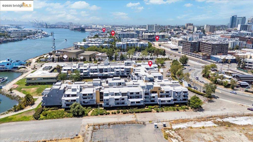 Oakland, CA 94607,5 embarcadero #130