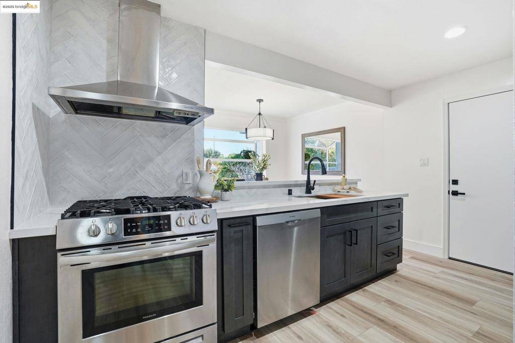 Pacheco, CA 94553,168 High St