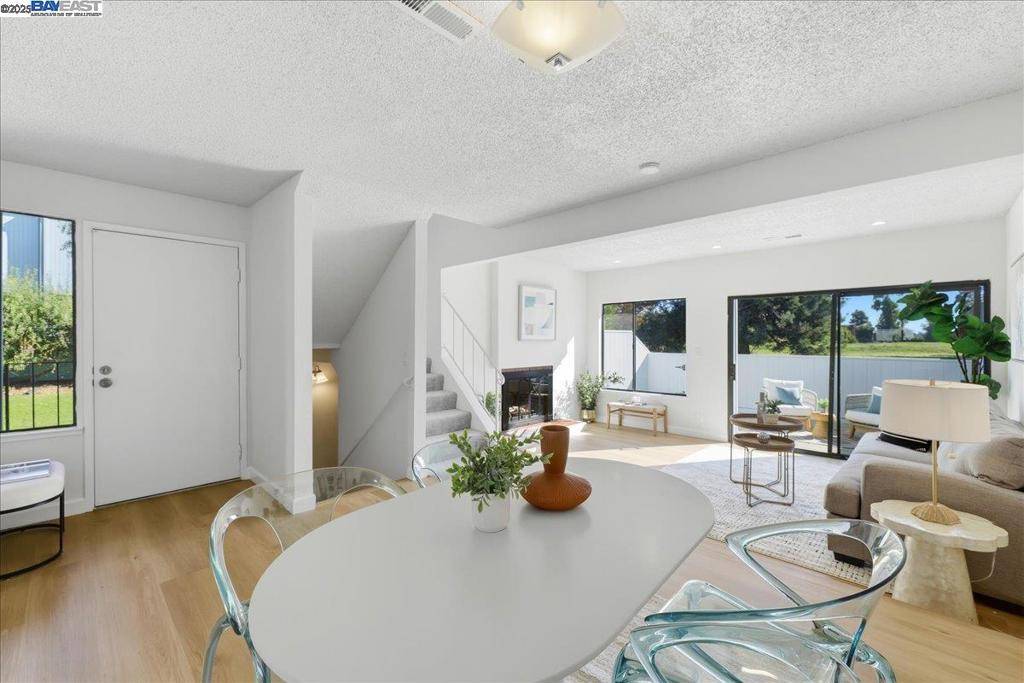 Hayward, CA 94541,1088 AZALEA CT