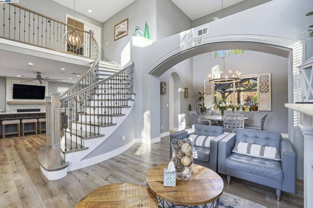 Livermore, CA 94551,1622 Altamont Cir