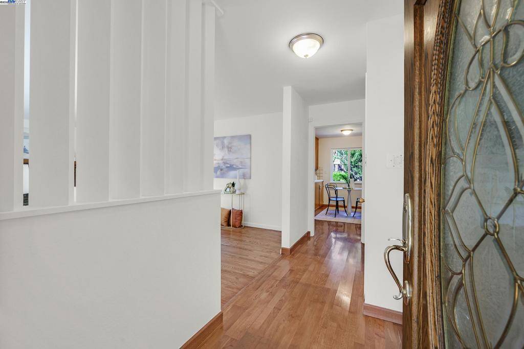 Castro Valley, CA 94546,3176 Terry Ct