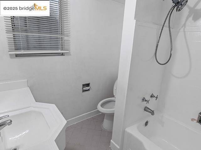 Oakland, CA 94605,3562 Seminary Ave