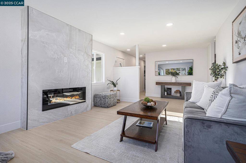 Concord, CA 94520,3658 Hillsborough Dr